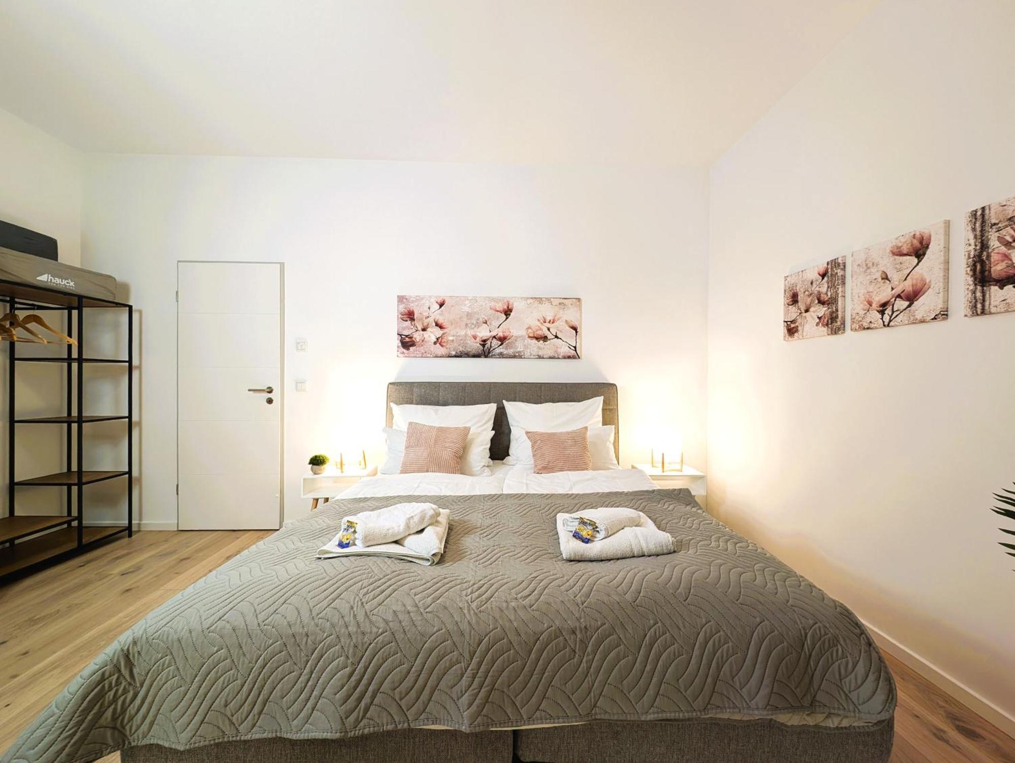 Bohnapartments - Nordkap-Suiten - Gratis Parkplatz - Moderner Neubau - Erdgeschoss - Fussbodenheizung 埃尔福特 外观 照片